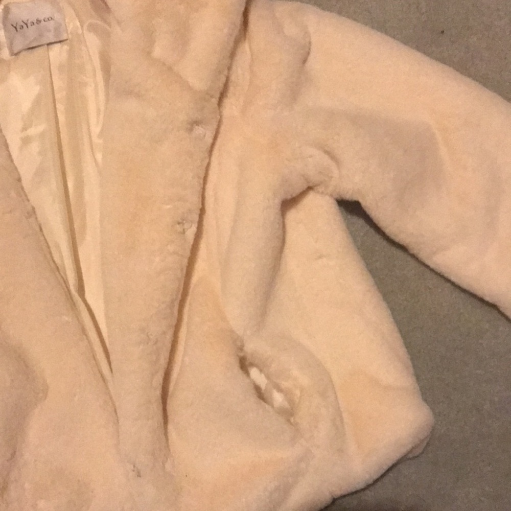 Ivory hooded faux fur coat size S/M